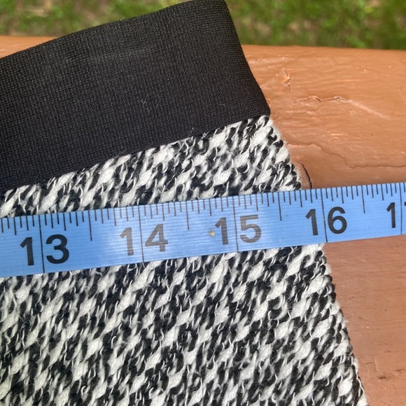 Loft cotton blend black and white knit skirt - Picture 6 of 7